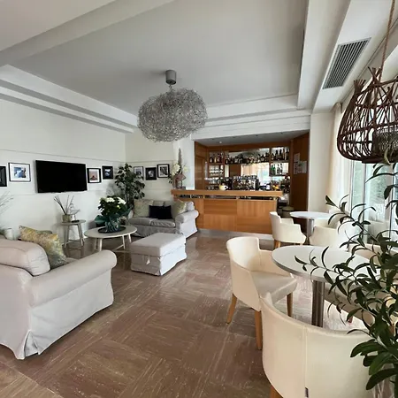 Hotell Mon Pays 3*