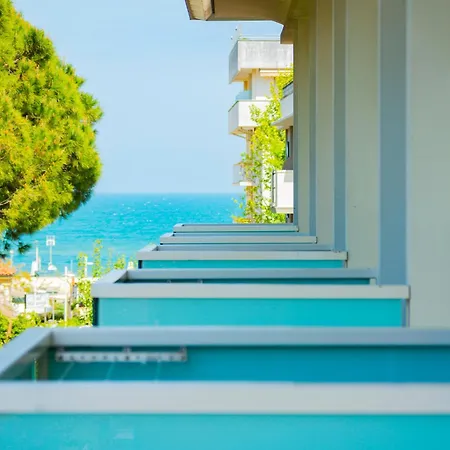 Hotel Mon Pays 3*