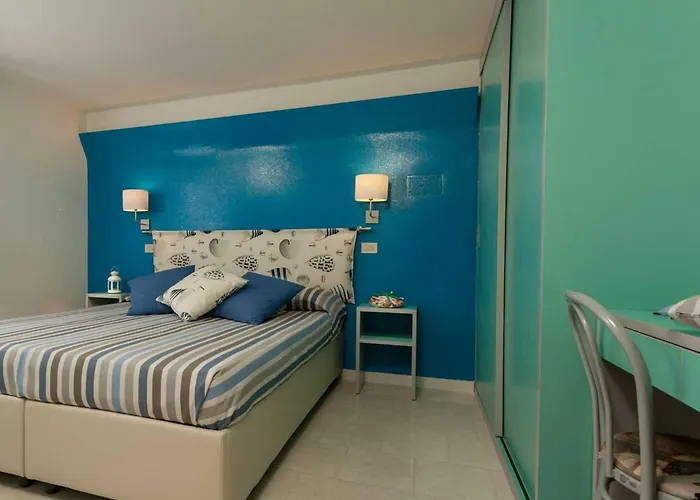 Mon Pays Hotel