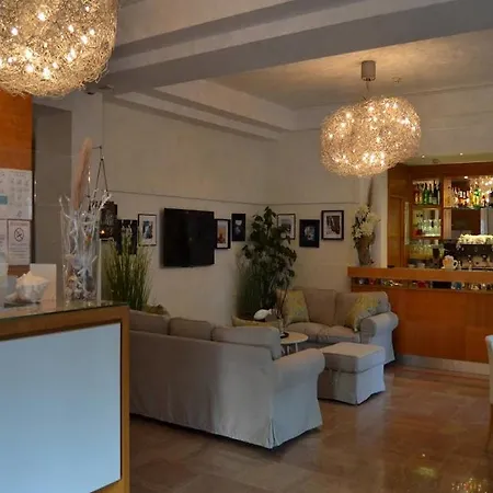 酒店 蒙佩斯酒店 里乔内