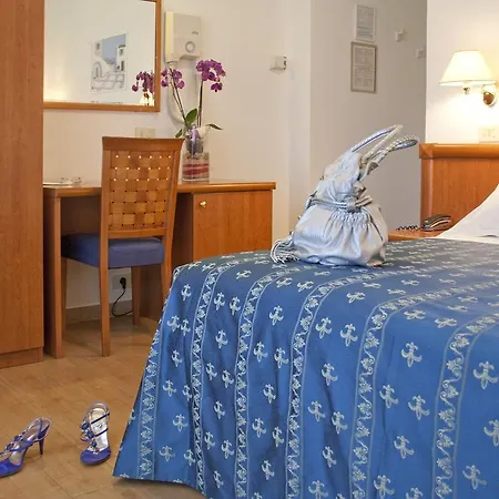 Hotel Mon Pays